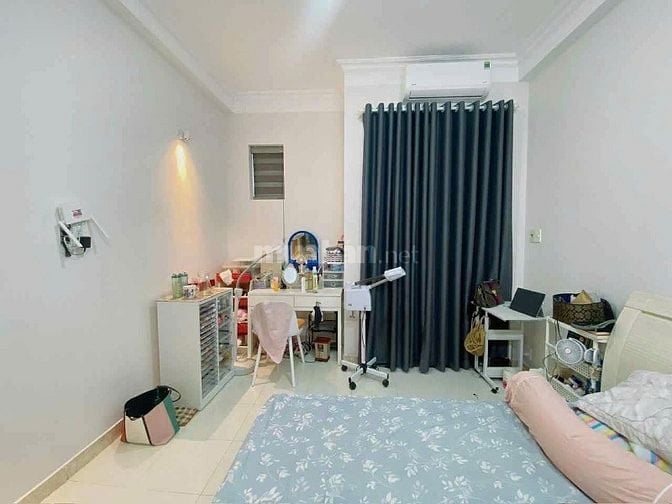TÔ HIẾN THÀNH, CMT8 QUẬN 10 - HẺM XE HƠI 6M,DT 64M2 5 TẦNG CHỈ 13Đ HƠN