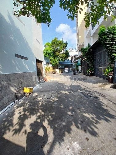 ĐỈNH KOUT ! BÁN NHÀ CẤP 4 MT CƯ XÁ PHÚ LÂM B P13 Q6 (8X20) CHỈ 16 TỶ