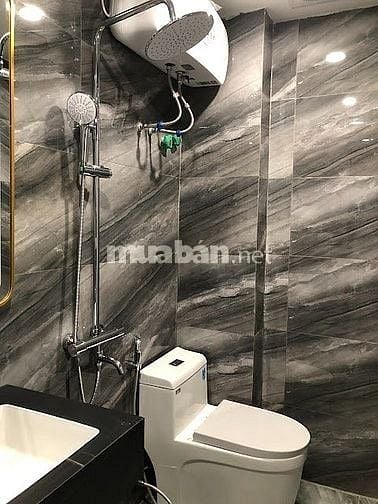 Bán nhà 5 tầng, 8PN, thang máy, ô tô vào nhà –  254 Tam Trinh