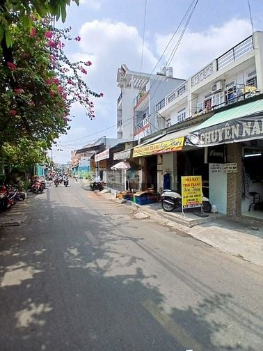 CHÍNH CHỦ: Cho thuê nguyên căn MT Liên Khu 16-18 -  HHMG : 1/2 tháng 