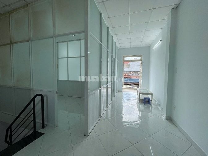 CHÍNH CHỦ: Cho thuê nguyên căn MT Liên Khu 16-18 -  HHMG : 1/2 tháng 
