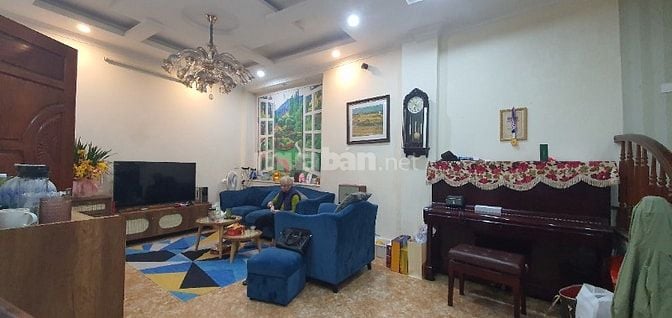 Cho thuê nhà ngõ 198 Xã Đàn, ngõ Hồ Ba Mẫu