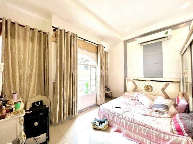 Chủ kẹt hạ 1ty cần bán gấp nhà 3lau,Nguyễn Thượng Hiền,BThanh,76m,HXH