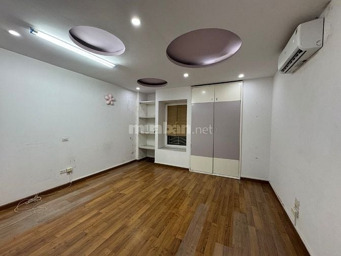 Nhà 5T P/Lô Linh Lang-Đào Tấn sát Mp ngõ 5m oto đỗ dt 78,9m mt 4,29m