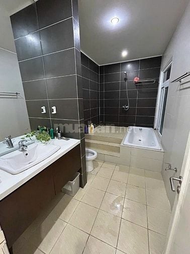 Nhà Làng Đại Học Khu A ,Xã Phước Kiển, Nhà Bè,DT: 6x18 ,2 lầu . 18tr/T