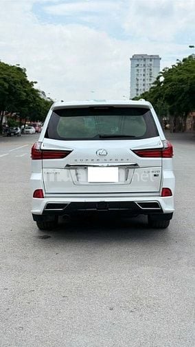 Bán Lexus LX570 Super Sport nhập Trung Đông, sản xuất 2018.