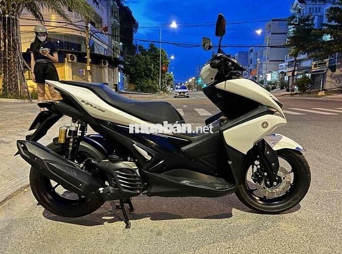 Em bán có bớt NVX 125 2017 BSTP chính chủ mới 95%