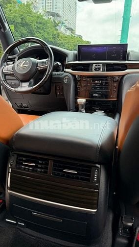 Bán Lexus LX570 Super Sport nhập Trung Đông, sản xuất 2018.