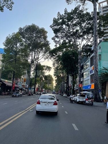Nhà MT ID33470 An Dương Vương (Lê Hồng Phong). DT 5x14m, 4 tầng