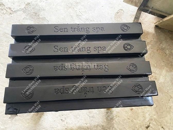 TAY NẮM GỖ KHẮC LASER – CHI TIẾT NHỎ, THƯƠNG HIỆU LỚN 