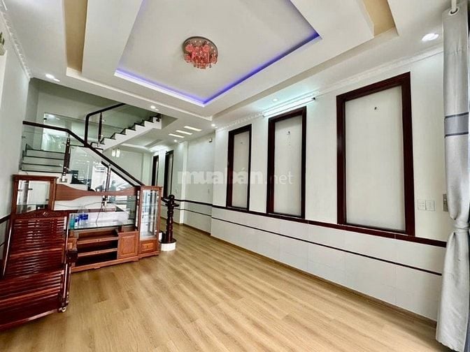 Bán nhà 4 Tầng Dương Đình Hội - Oto vào nhà - 60m2 - Giá tốt chỉ 6.2 