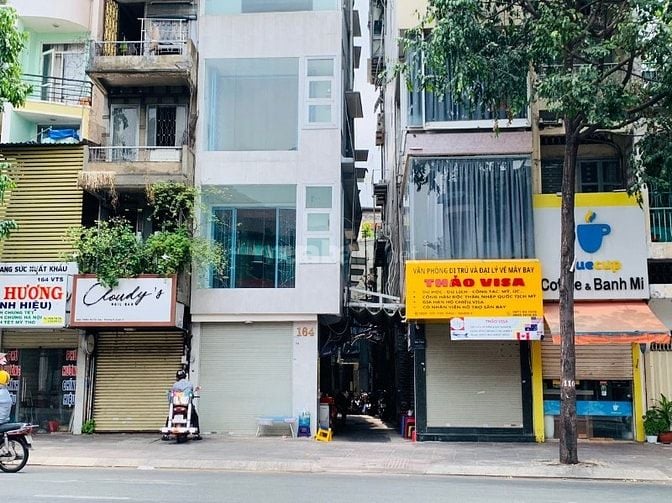 Cho thuê căn hộ đường Võ Thị Sáu, Quận 3, 20m2
