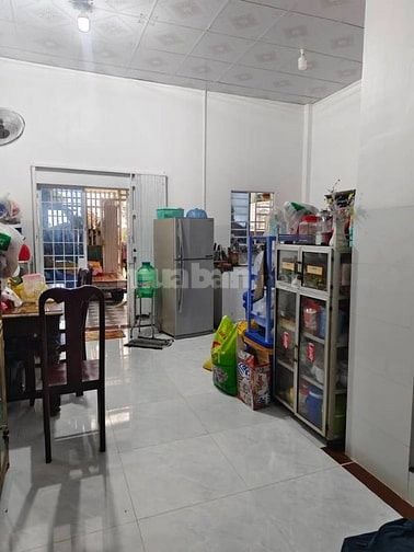 Nhà cần bán gấp ở Đ. Gia Tân, Gia Lộc , Trảng Bàng 150m2 SHR giá 680tr