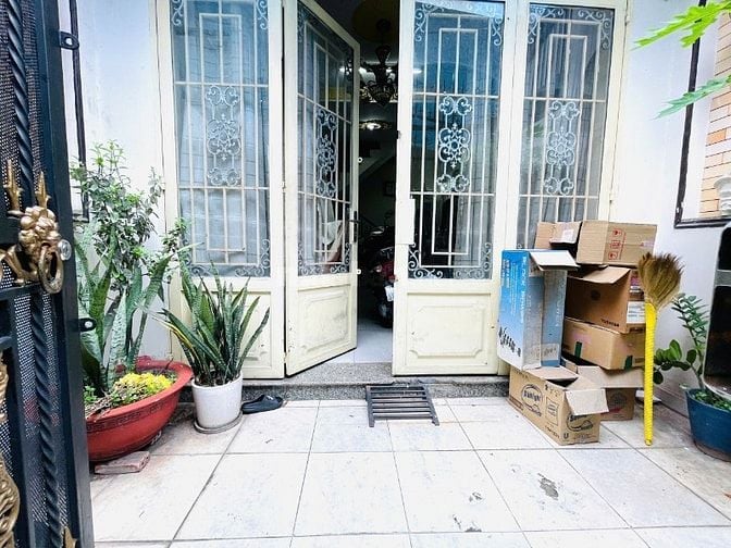 BÁN NHÀ 4 tầng 5PN-6WC XÔ VIẾT NGHỆ TĨNH P17 BÌNH THẠNH