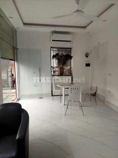 Cho thuê nhà mặt phố phố Trần Hưng Đạo, gần đầu ga Lê Duẩn