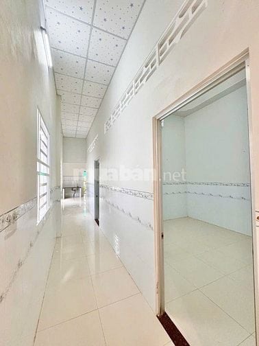 Bán gấp căn nhà cấp 4 ở gần chợ Củ Chi, Tân An Hội 102m2 SHR giá 745tr