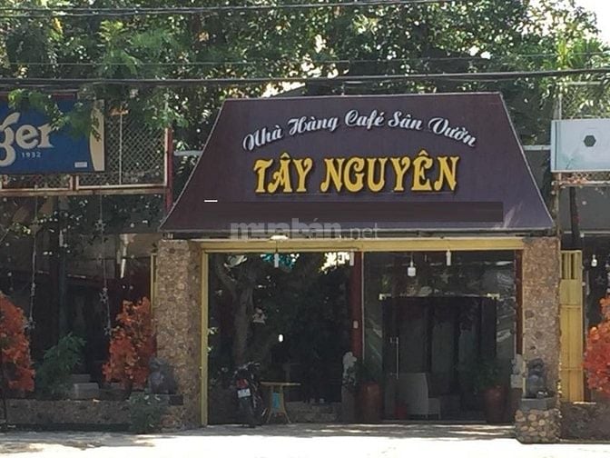 Nhà MT Vành Đai Trong, 18 x 50m2, cấp 4, giá 156 triệu/m2. (Tín Hưng)