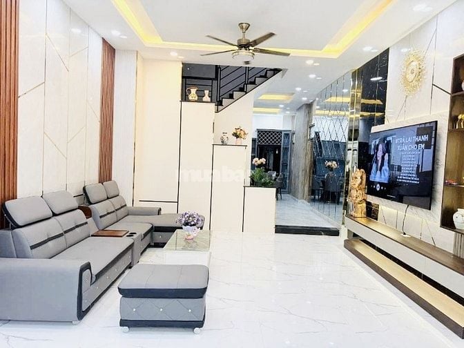 🏡 NHÀ ĐẸP CĂN GÓC -PHÚ THUẬN, QUẬN 7  ✨ GẦN MẶT ĐƯỜNG PHÚ THUẬN 