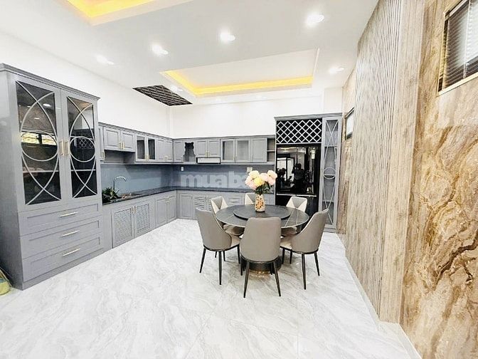 🏡 NHÀ ĐẸP CĂN GÓC -PHÚ THUẬN, QUẬN 7  ✨ GẦN MẶT ĐƯỜNG PHÚ THUẬN 