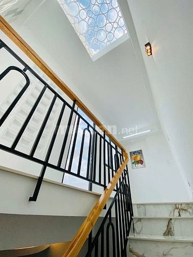 NHÀ PHỐ MỚI XÂY - HẺM Ô TÔ 5M 1T3L NGAY TRUNG TÂM SƯ VẠN HẠNH P12 Q10