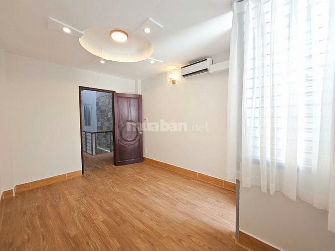 Nhà hẻm xe hơi Quận 10. DT 3.5x13m, 3 tầng giá 8 tỷ