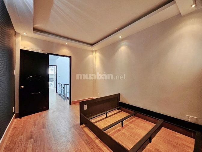 Nhà hẻm xe hơi Quận 10. DT 3.5x13m, 3 tầng giá 8 tỷ