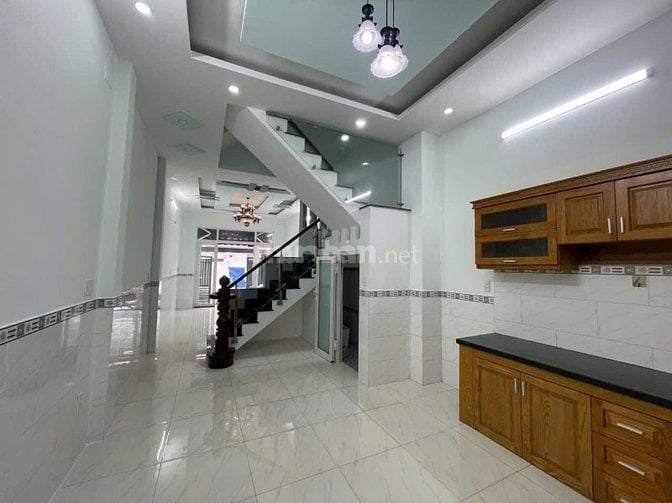 Nhà siêu thoáng mát 1 trệt 2 lầu hẻm xe tải ngay chợ Tăng Nhơn Phú B