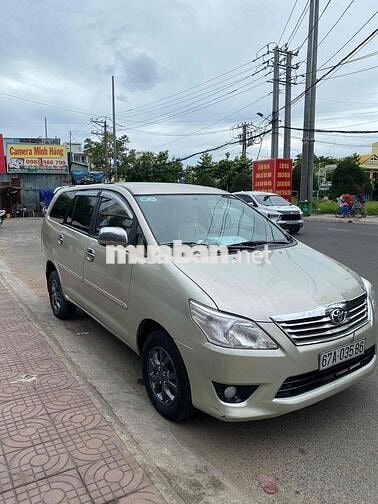 Toyota Innova 2006 G - 145000 km