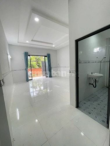 Bán căn nhà ở ngay Đ. Thới Tứ 1 , Thới Tam Thôn 88m2 SHR giá 860tr