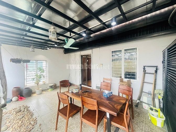 CẦN BÁN TẬP THỂ 2 TẦNG 4-5, KIÊN CỐ