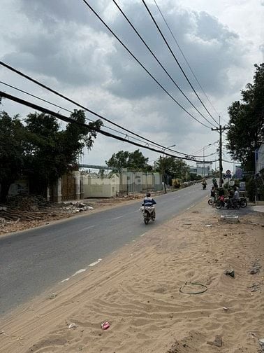 Cho thuê xưởng Lê Thị Riêng Quận 12. 400m2 Giá ưu đãi 30 triệu năm I