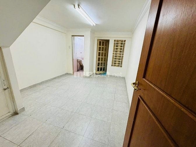 Bán nhà rẻ đẹp (6,2x15) 137/37 Bạch Đằng p2 Tân Bình (sân bay)