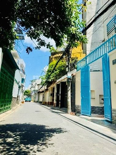 Bán nhà rẻ đẹp (6,2x15) 137/37 Bạch Đằng p2 Tân Bình (sân bay)