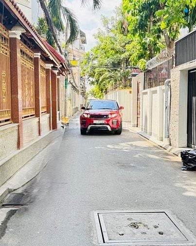 Bán nhà rẻ đẹp (6,2x15) 137/37 Bạch Đằng p2 Tân Bình (sân bay)