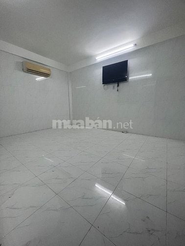 Chính Chủ Bán nhà chung cư 102/19/21 Trần Tuấn Khải Q5