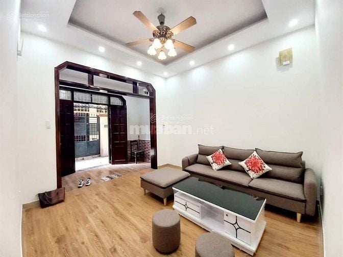 Bán Nhà Hoàng Văn Thái  Diện tích 37/40m2 x 3 tầng, mặt tiền 3,9m