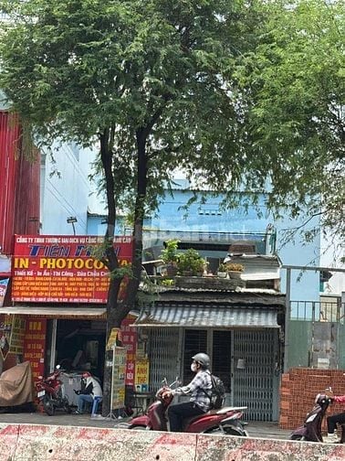 Cho thuê nhà mặt tiền Lê Trọng Tấn, đối điện Trường ĐH Công Thương