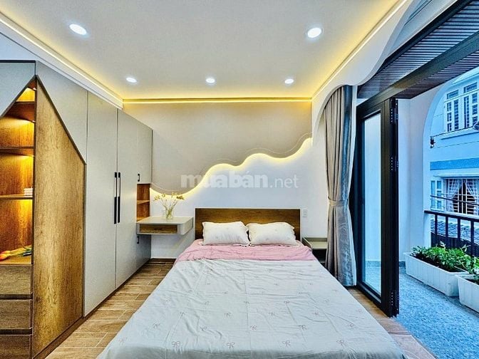 Bán nhà hẻm thông, sẵn NTCC trung tâm Phú Nhuận