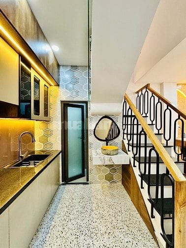 Bán nhà hẻm thông, sẵn NTCC trung tâm Phú Nhuận