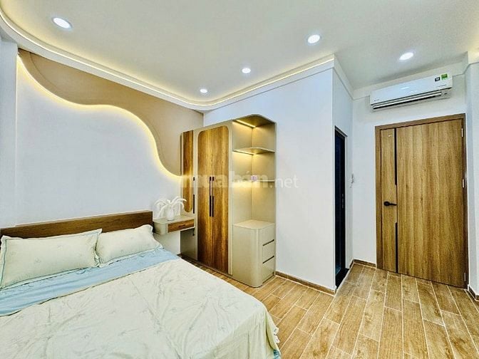 Bán nhà hẻm thông, sẵn NTCC trung tâm Phú Nhuận