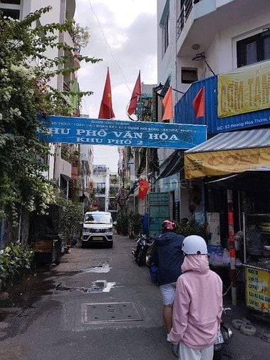 Bán nhà mặt tiền đường Hoàng Hoa Thám, quận Bình Thạnh, Tp. HCM