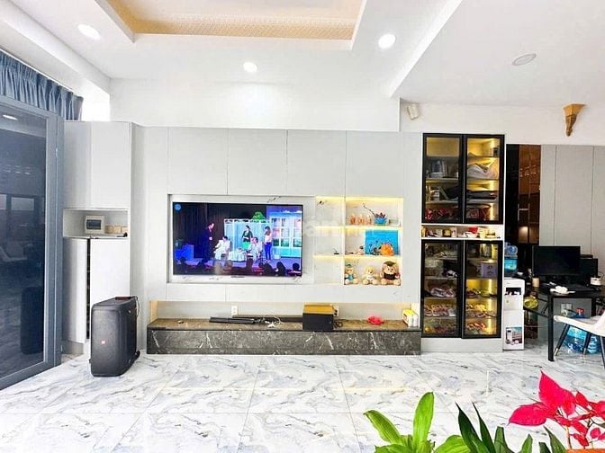 GẤP BÁN - HIẾM NGANG 5M - OTO NÉ - 4,85 x 10,35
