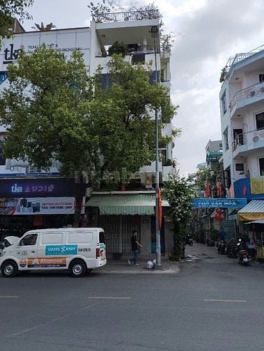 Bán nhà mặt tiền đường Hoàng Hoa Thám, quận Bình Thạnh, Tp. HCM
