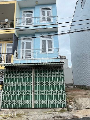 anh chị không ngại đường xa, em cũng không ngại nói