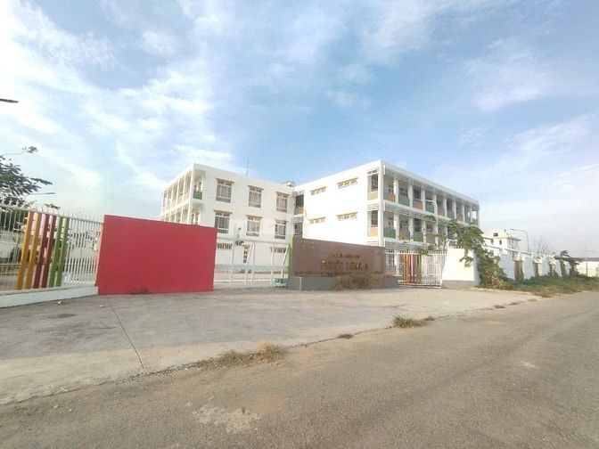 Khu KDC Phú Nhuận Q9, sổ đỏ, cần bán nhanh, giá thấp nhất trong dự án.