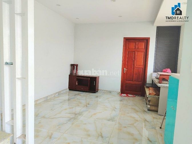 BÁN NHÀ MẶT TIỀN BÌNH TRƯNG ĐÔNG, QUẬN 2 – 200M², 4 TẦNG, HIẾM GIÁ TỐT