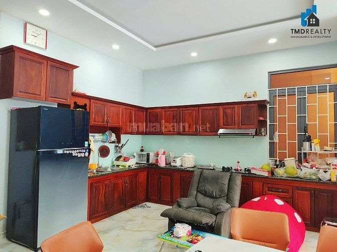 BÁN NHÀ MẶT TIỀN BÌNH TRƯNG ĐÔNG, QUẬN 2 – 200M², 4 TẦNG, HIẾM GIÁ TỐT