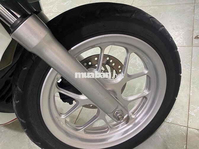cầm đồ bán thanh lý rẻ xe zin đẹp êm ru
