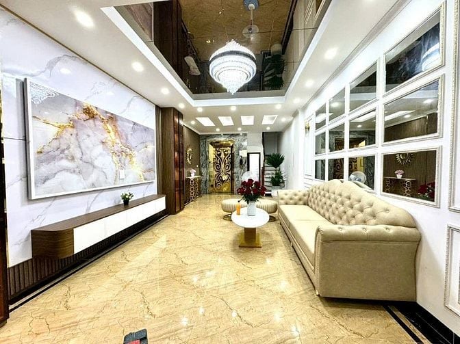 Nhà Đẹp Ngõ Ô Tô Võ Thị Sáu, Hai Bà Trưng 40m, 7 tầng, mt 4m, 17.8 tỷ