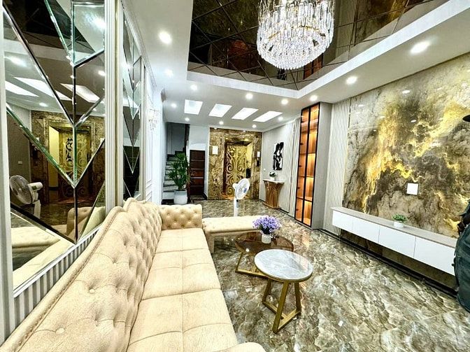 Nhà Đẹp Ngõ Ô Tô Võ Thị Sáu, Hai Bà Trưng 40m, 7 tầng, mt 4m, 17.8 tỷ